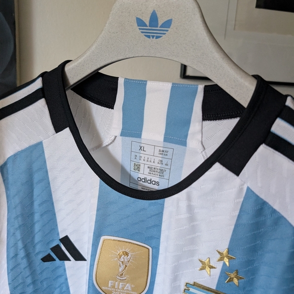 Authentic Argentina 2022 Home Jersey - Picture 2 of 5